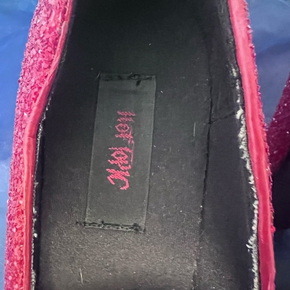 Hot topic size 9 ruby red, glitter, platform pumps. - Picture 4 of 6